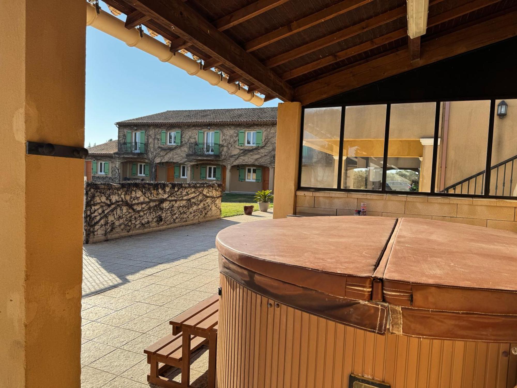 Hotel Terriciae Aux Portes De Maussane Les Alpilles Exterior photo
